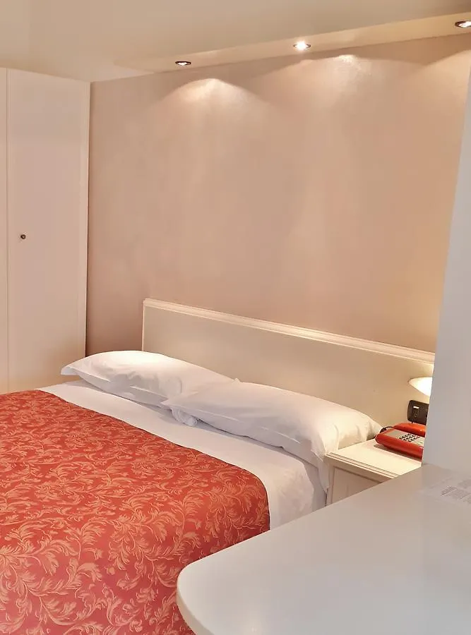Gold Hotel Bordighera 3*,